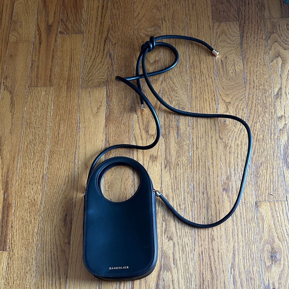 Bandolier Elegant Black Crossbody Bag - Picture 5 of 6